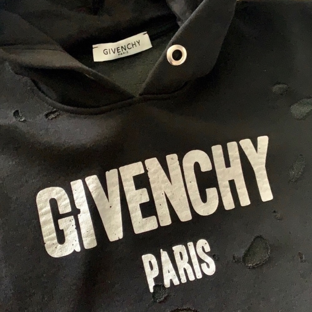 Black Givenchy distressed hoodie- size L